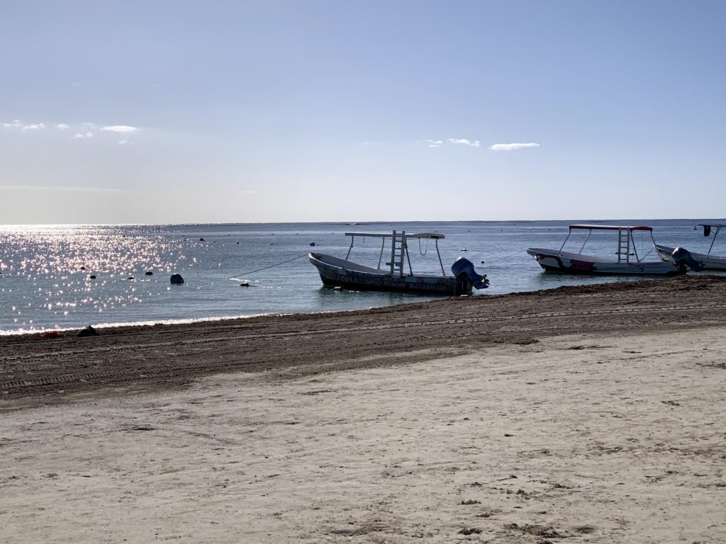 Puerto Morelos Beach boats