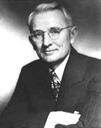 Top 20 Best Quotes from How To Win Friends and Influence People by Dale Carnegie