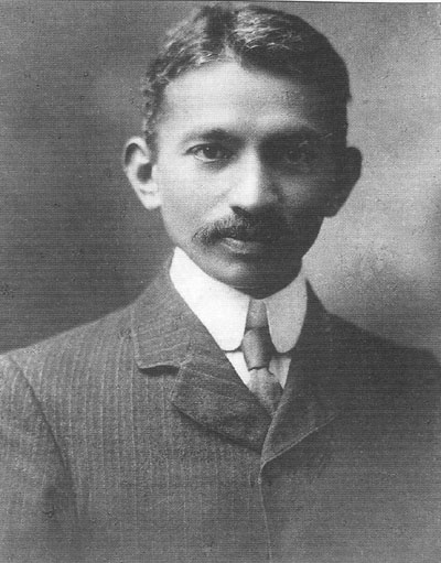 Gandhi photographed in South Africa (1909)