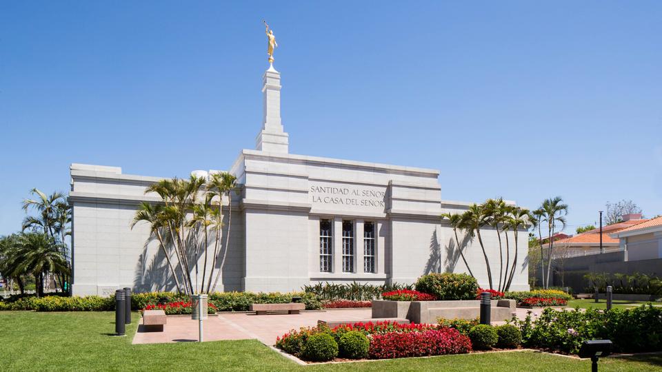 Asunción Paraguay Temple of the Church of Jesus Christ of Latter-day Saints Opens for Public Tours