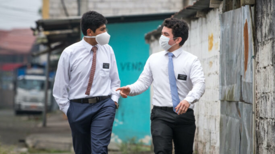Latter-day Saint Missionaries Find ‘New and Creative Ways’ to Teach During the COVID-19 Pandemic